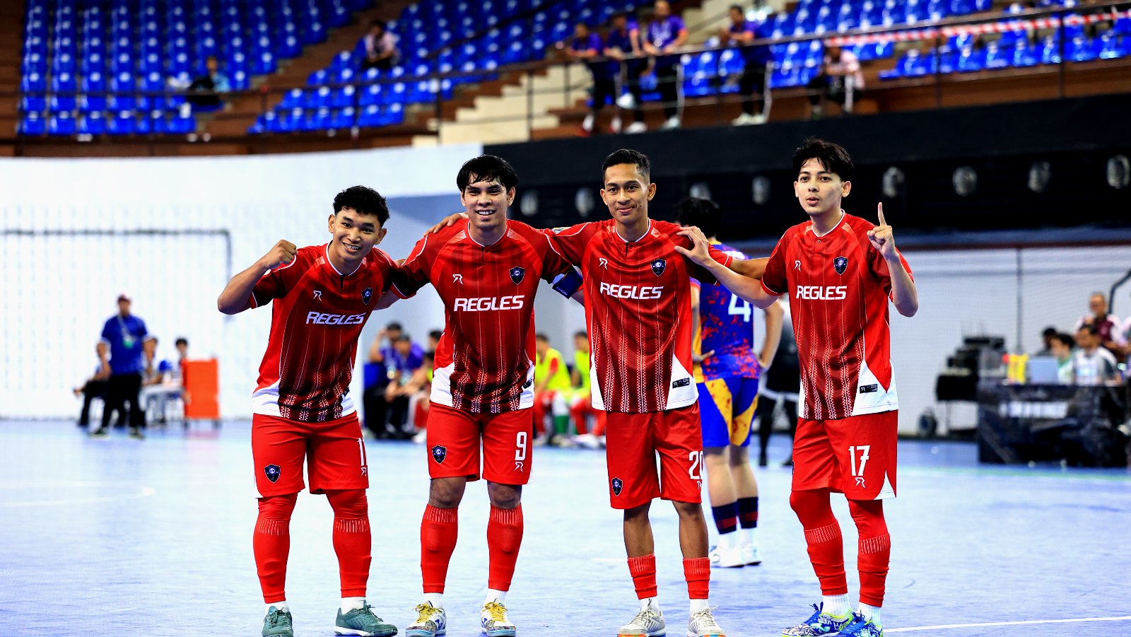 Preview: Wipers v USM